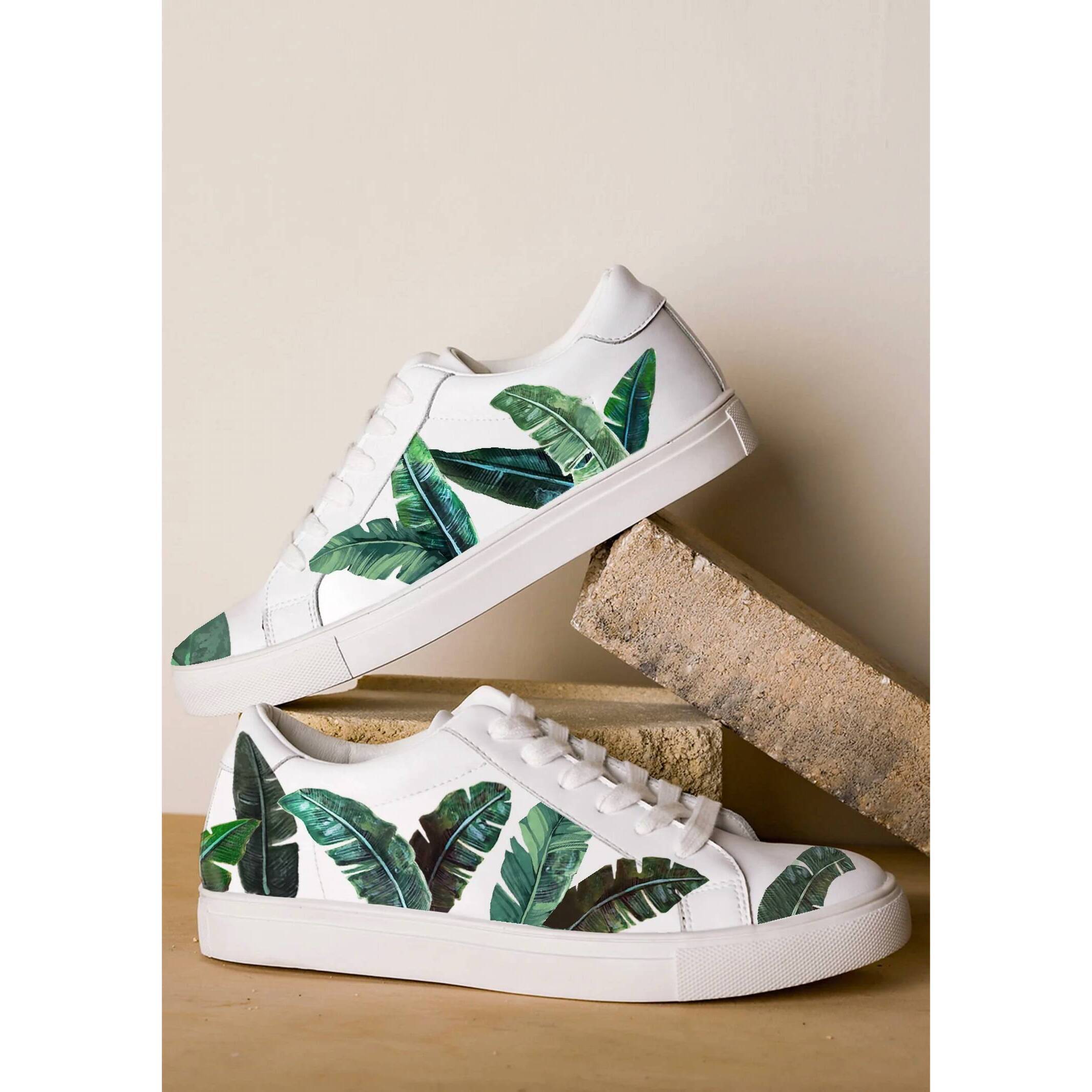 New Alepel Women's Green Palm Sneakers In White